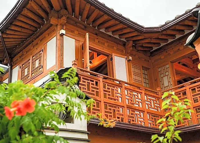 Arumdaun Hanok Yuju Hotel 3*