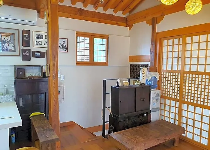 Arumdaun Hanok Yuju