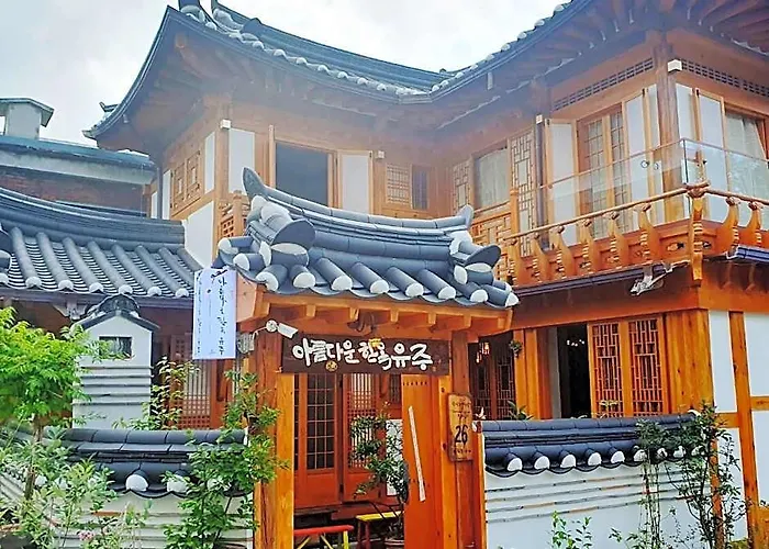 Hotel Arumdaun Hanok Yuju 3*
