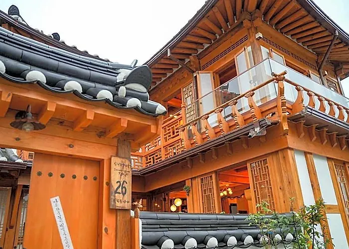 Arumdaun Hanok Yuju Hotel