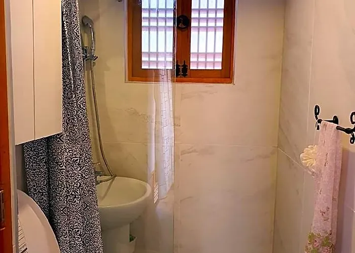 Arumdaun Hanok Yuju Hotel 3*